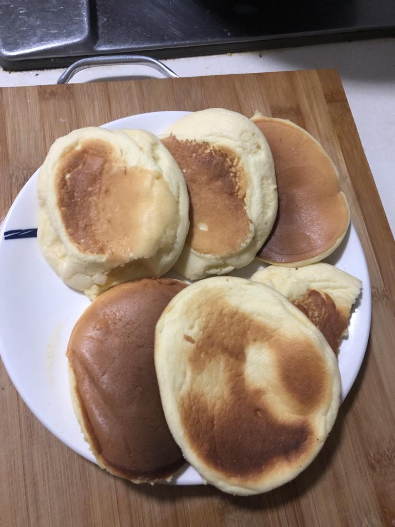 不用烤箱 15分钟无油低糖的舒芙蕾蛋糕松饼 🥞 蓬松绵软