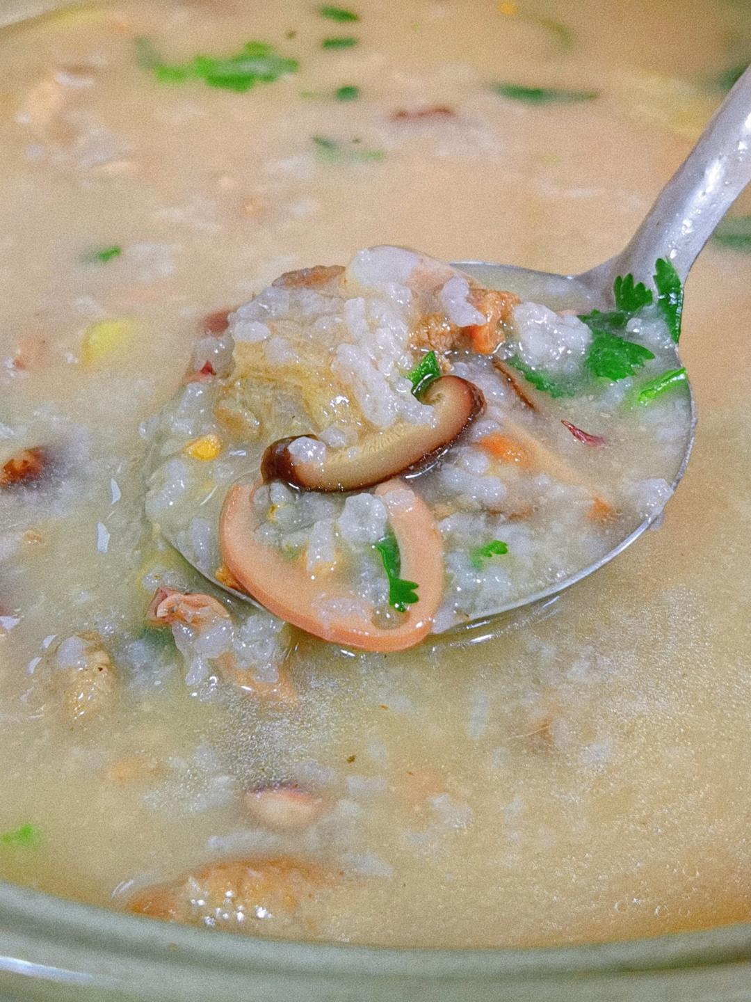 鱿鱼🦑排骨砂锅粥