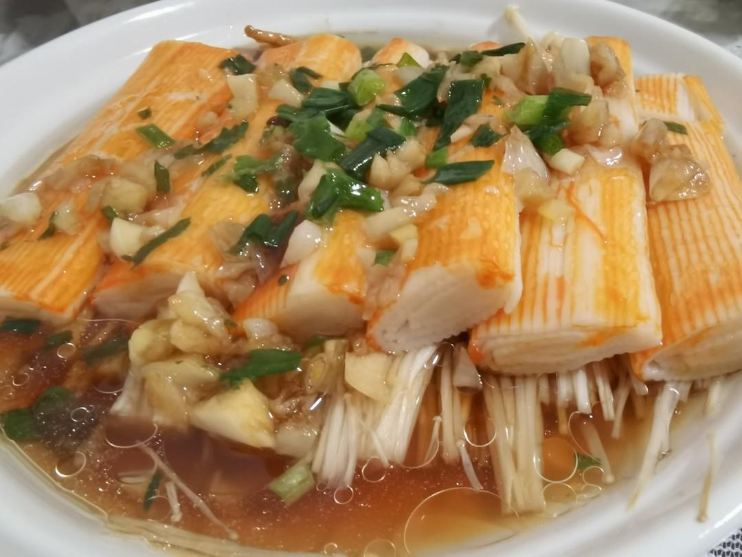 【蒸菜:蒜蓉蟹棒蒸金针菇的做法步骤图】西子家的厨房_下厨房