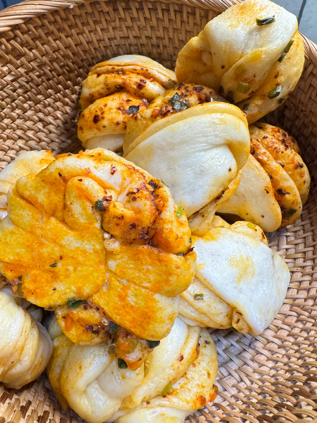 香葱辣花卷