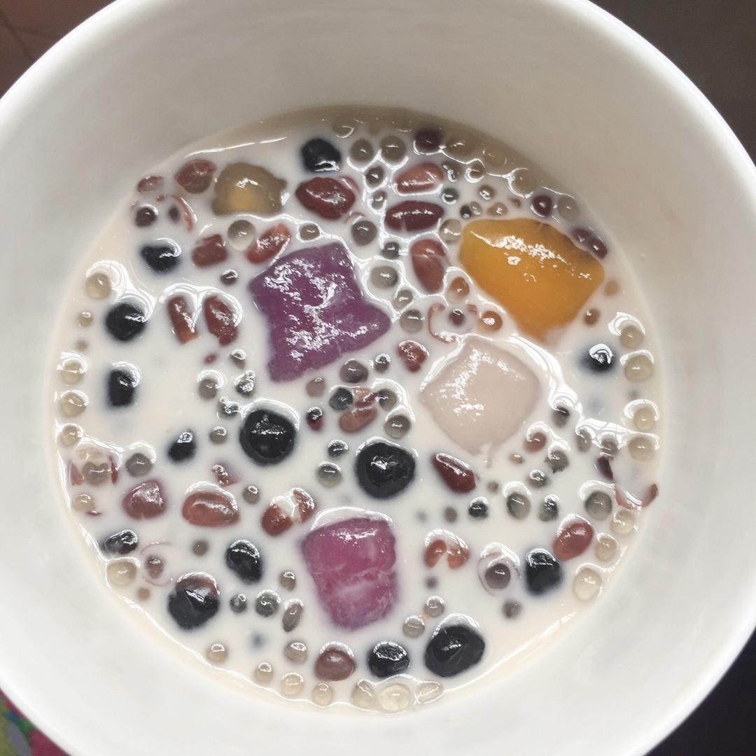 珍珠芋圆红豆西米露的做法