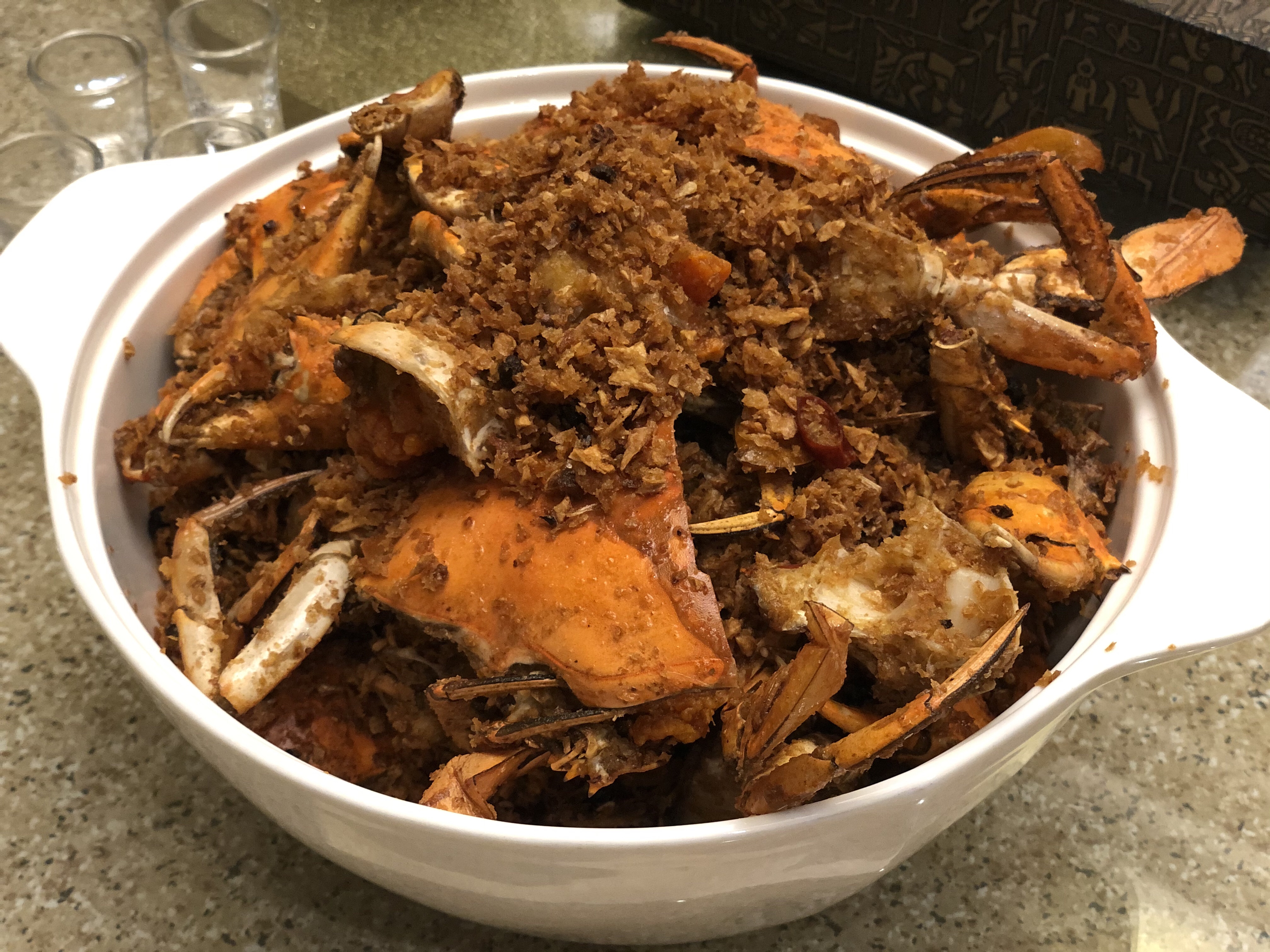香脆美味的避风塘炒蟹—在家也能吃到香港的味道～