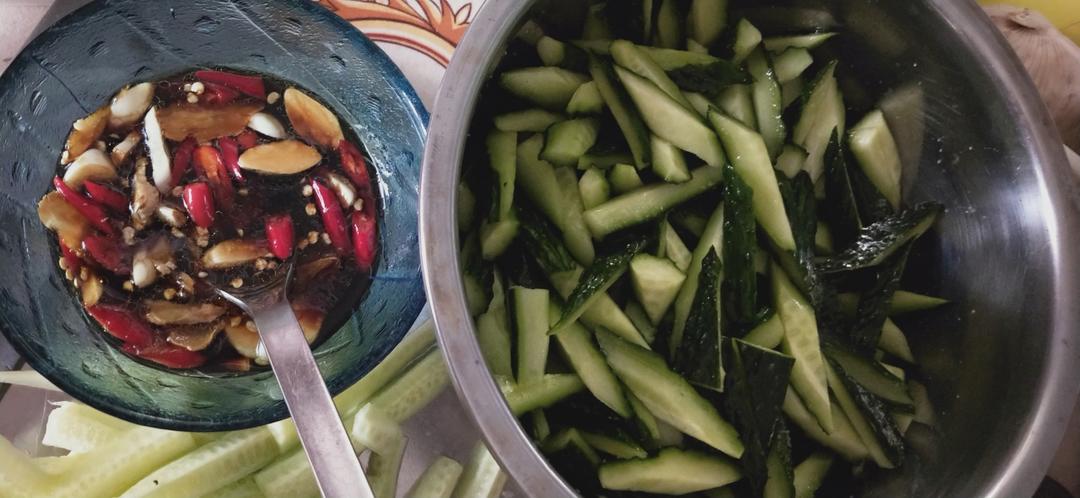 酸辣黄瓜条(酸脆爽口)吃了停不下来