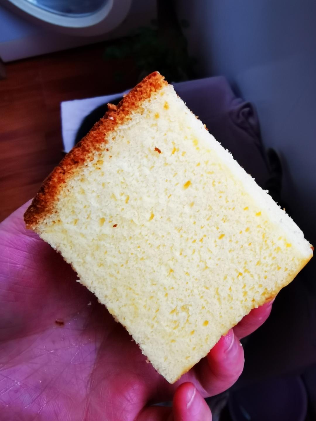 【免费配方】最近在日本很火的一款舒芙蕾烫面海绵蛋糕