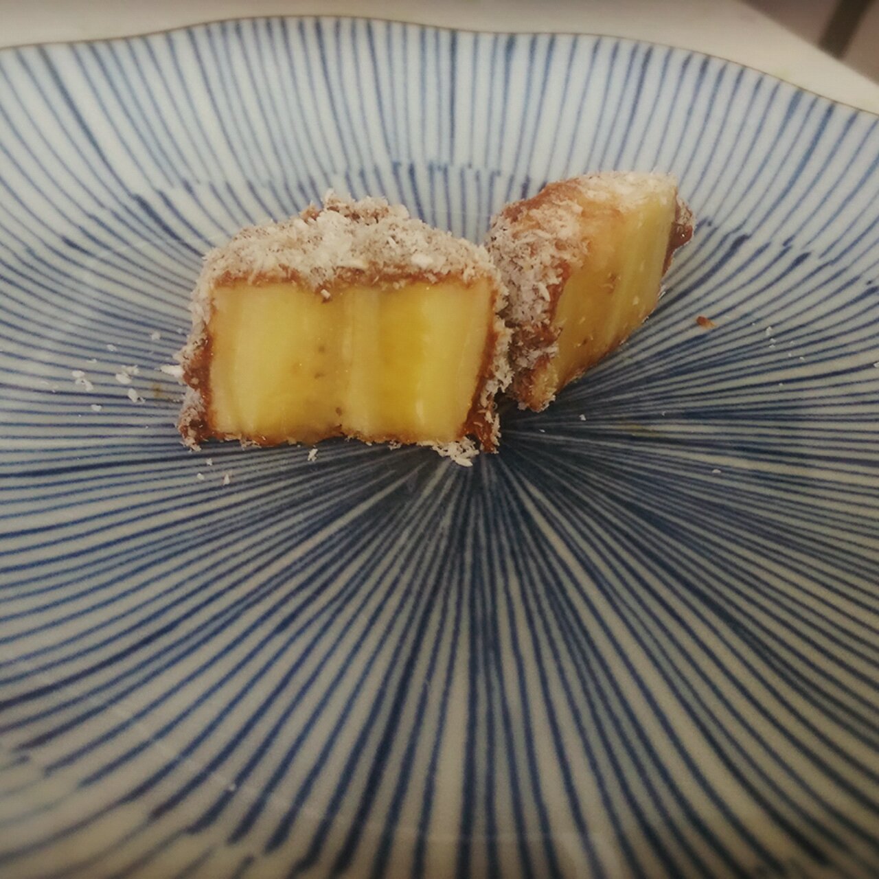 巧克力香蕉椰蓉球