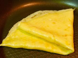 【早餐】鲜玉米奶香蛋饼的做法 步骤13