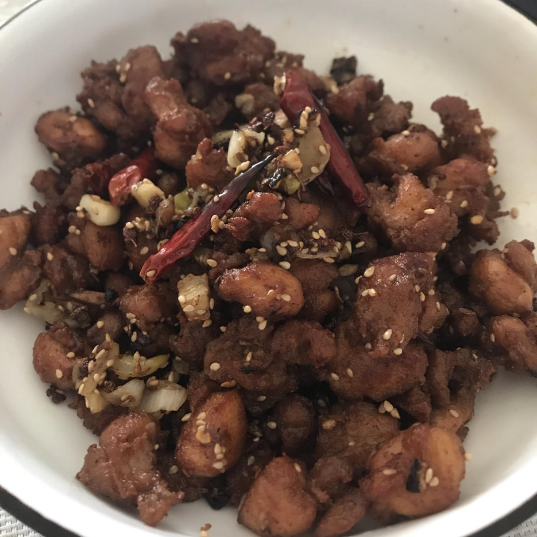 人见人爱的辣子鸡