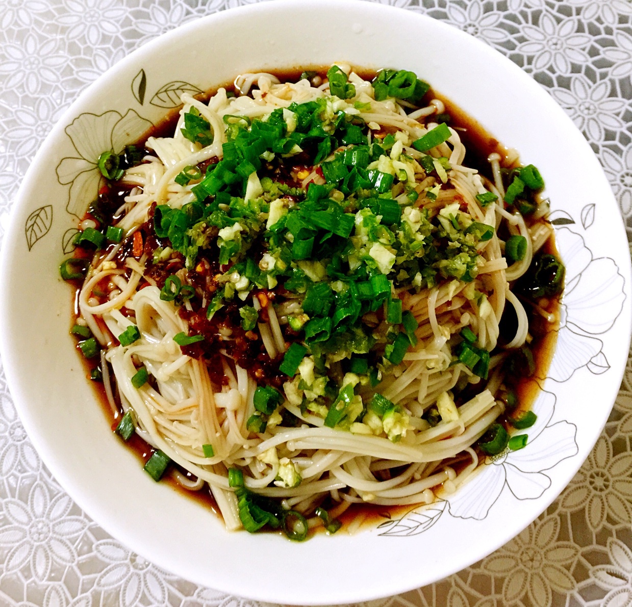 剁椒金针菇