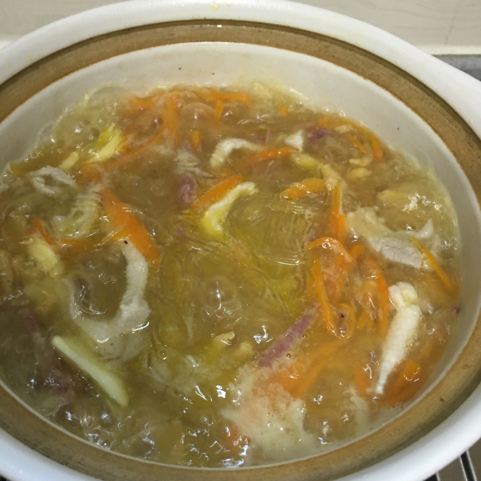 虾米节瓜粉丝煲