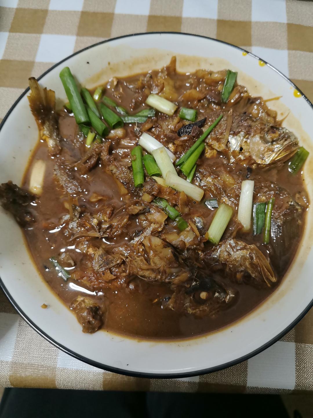 酱烧小黄鱼（20块钱平民海鲜的酒店做法）