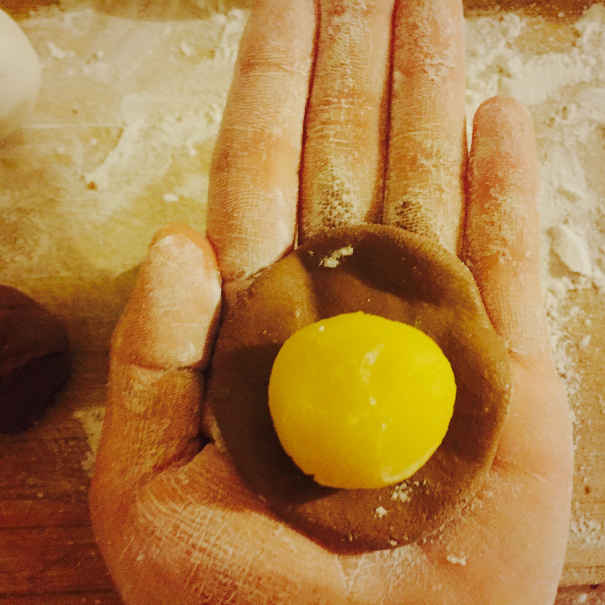 奶黄馅牛奶汤圆