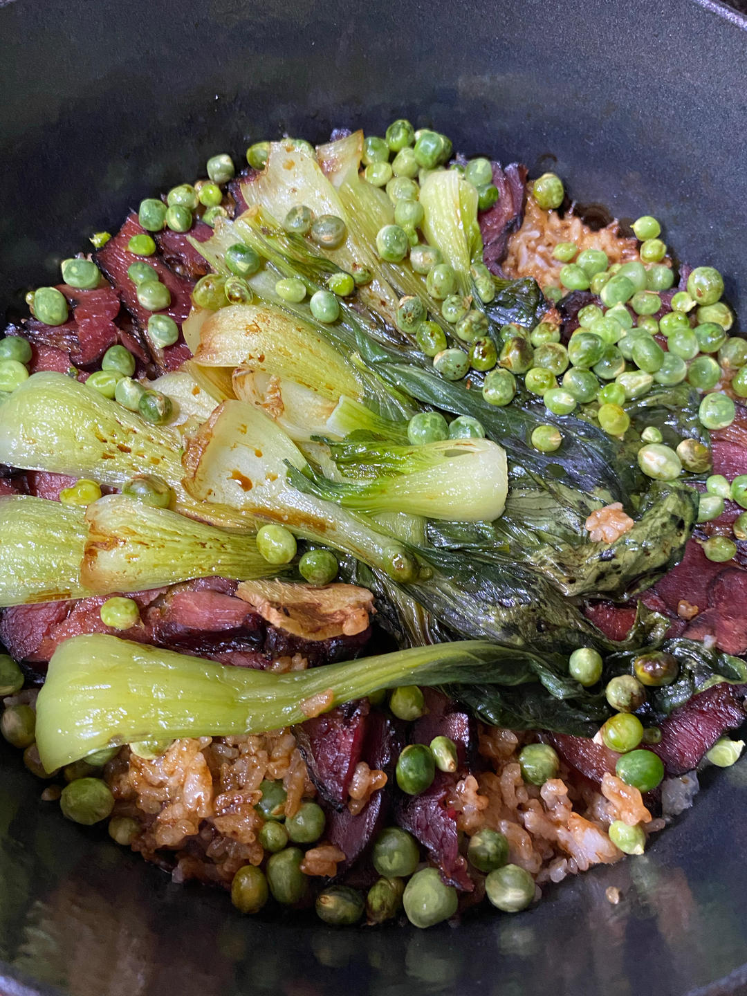 铸铁锅版腊肉煲仔饭