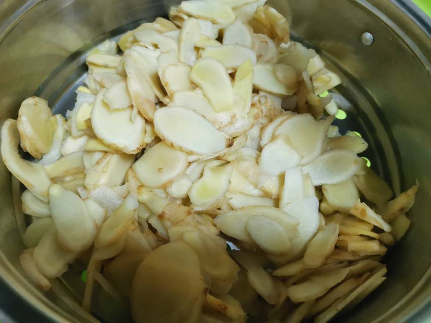 六月鲜酱油腌制嫩姜
