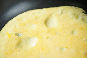 牛奶炒蛋的做法 步骤5