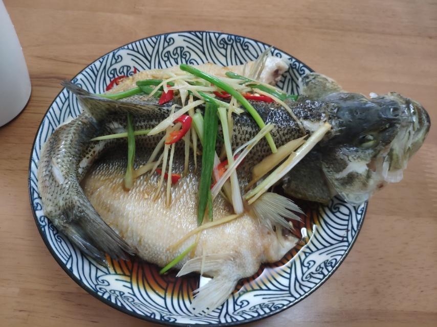总厨教你做清蒸鲈鱼