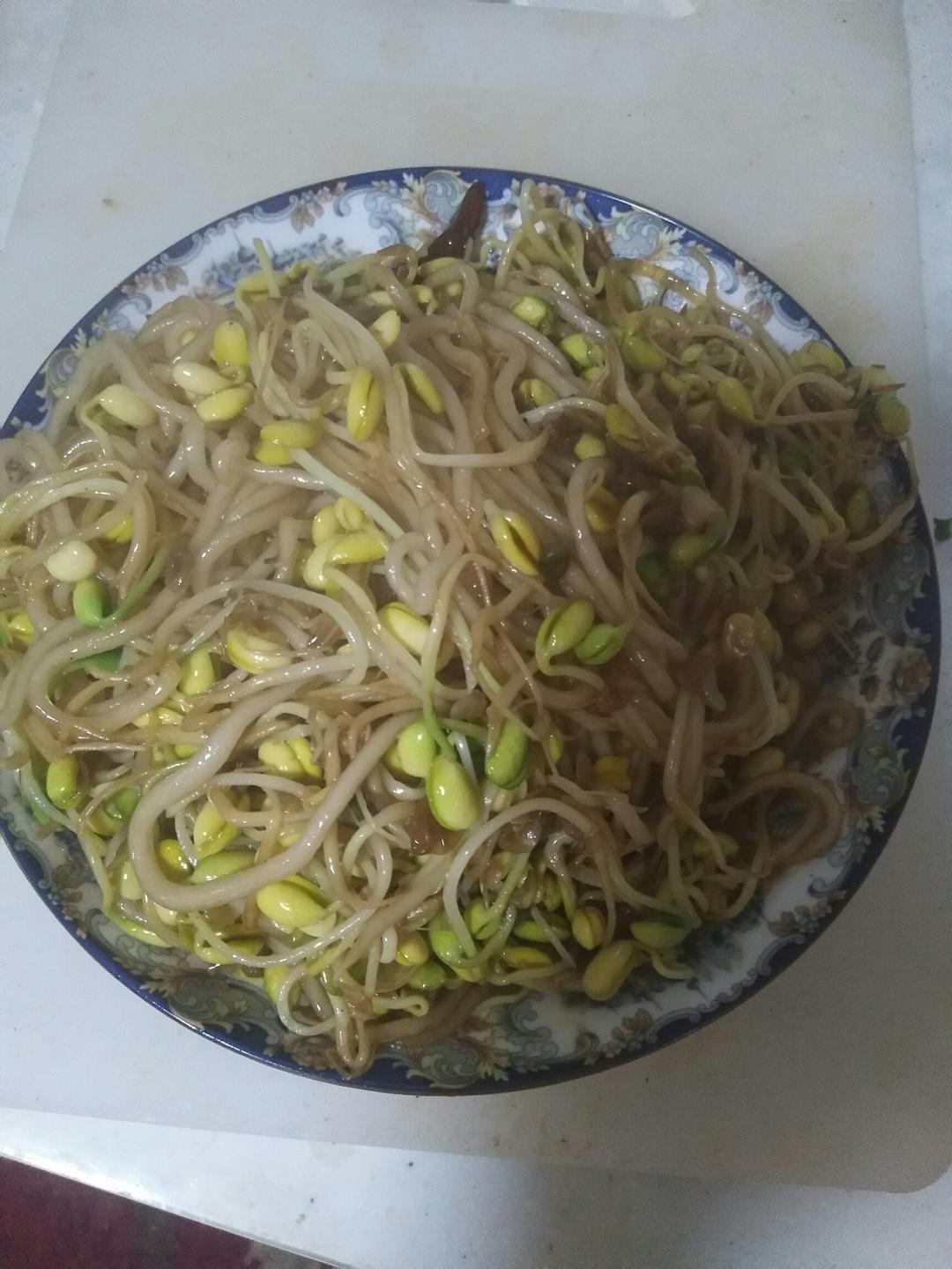 黄豆芽炒粉条