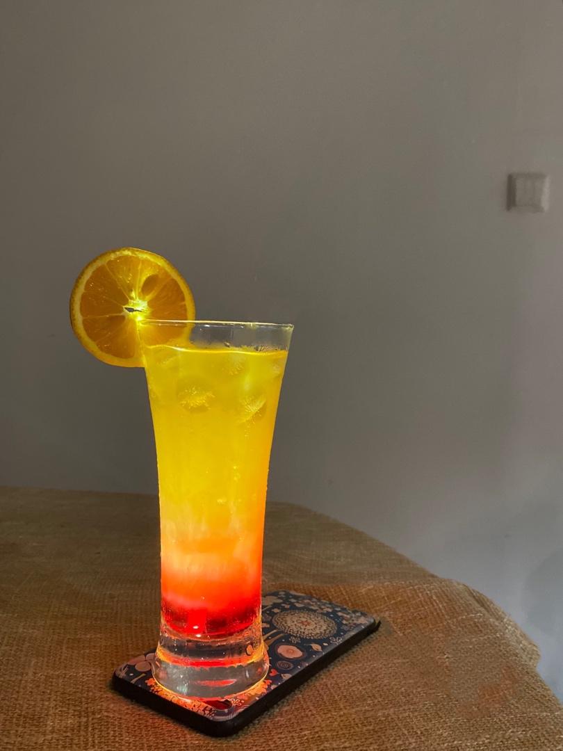 龙舌兰日出 Tequila Sunrise 鸡尾酒