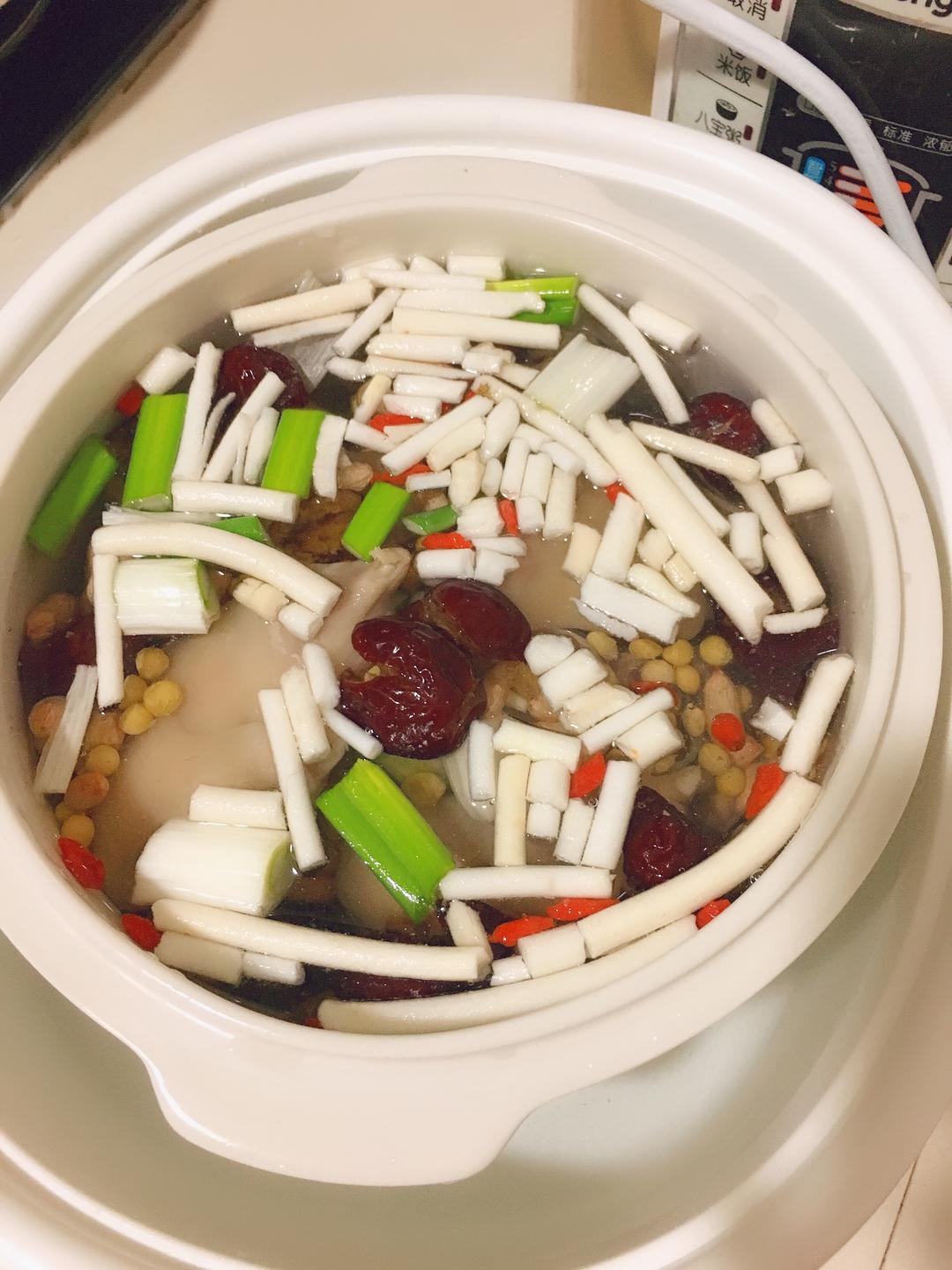 通草猪蹄汤下奶汤