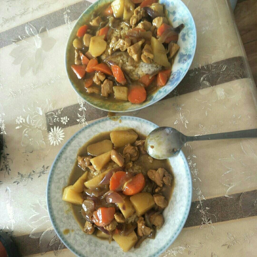 咖喱鸡肉饭