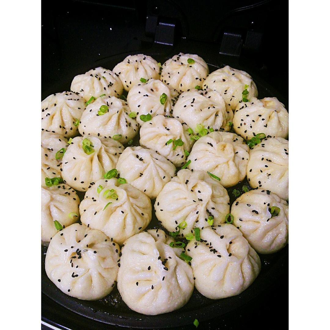 鲜虾猪肉生煎包（一定要看视频哟~）