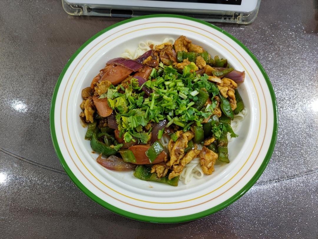 青椒火腿炒鸡蛋