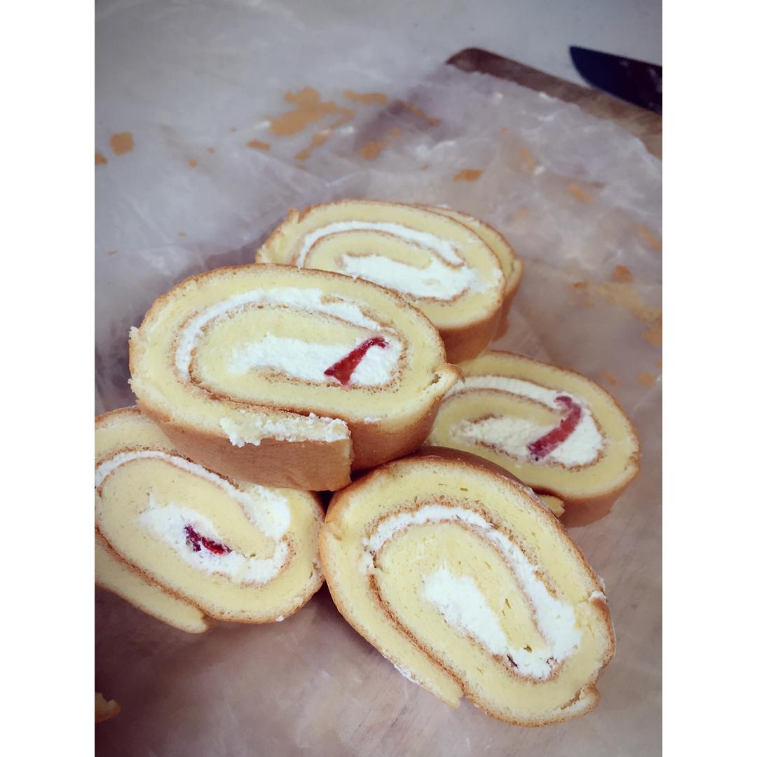 小四卷～风靡美食群的美味蛋糕卷