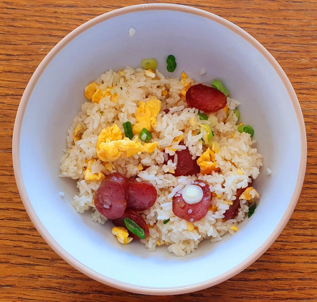 腊肠蛋炒饭