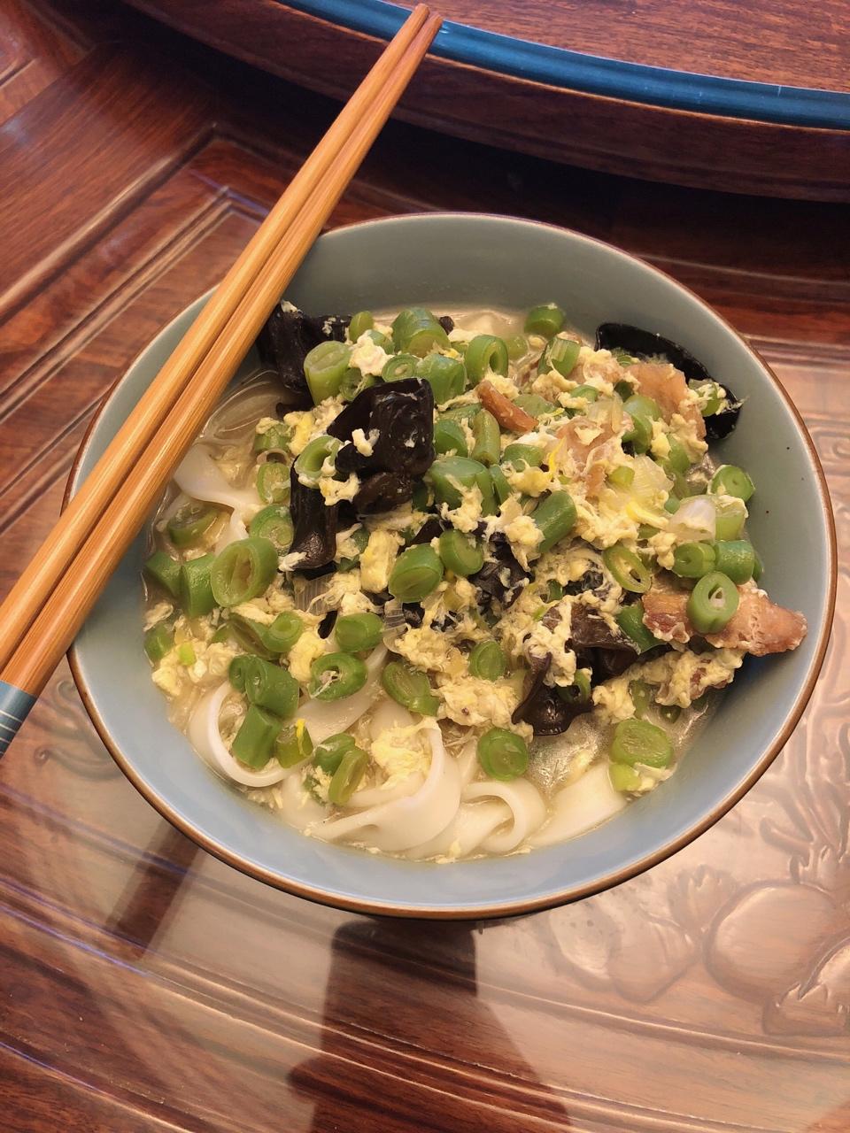 光头强别跑做的芸豆打卤面