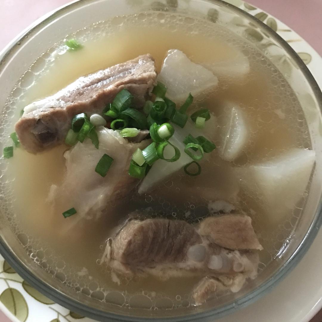 萝卜排骨汤