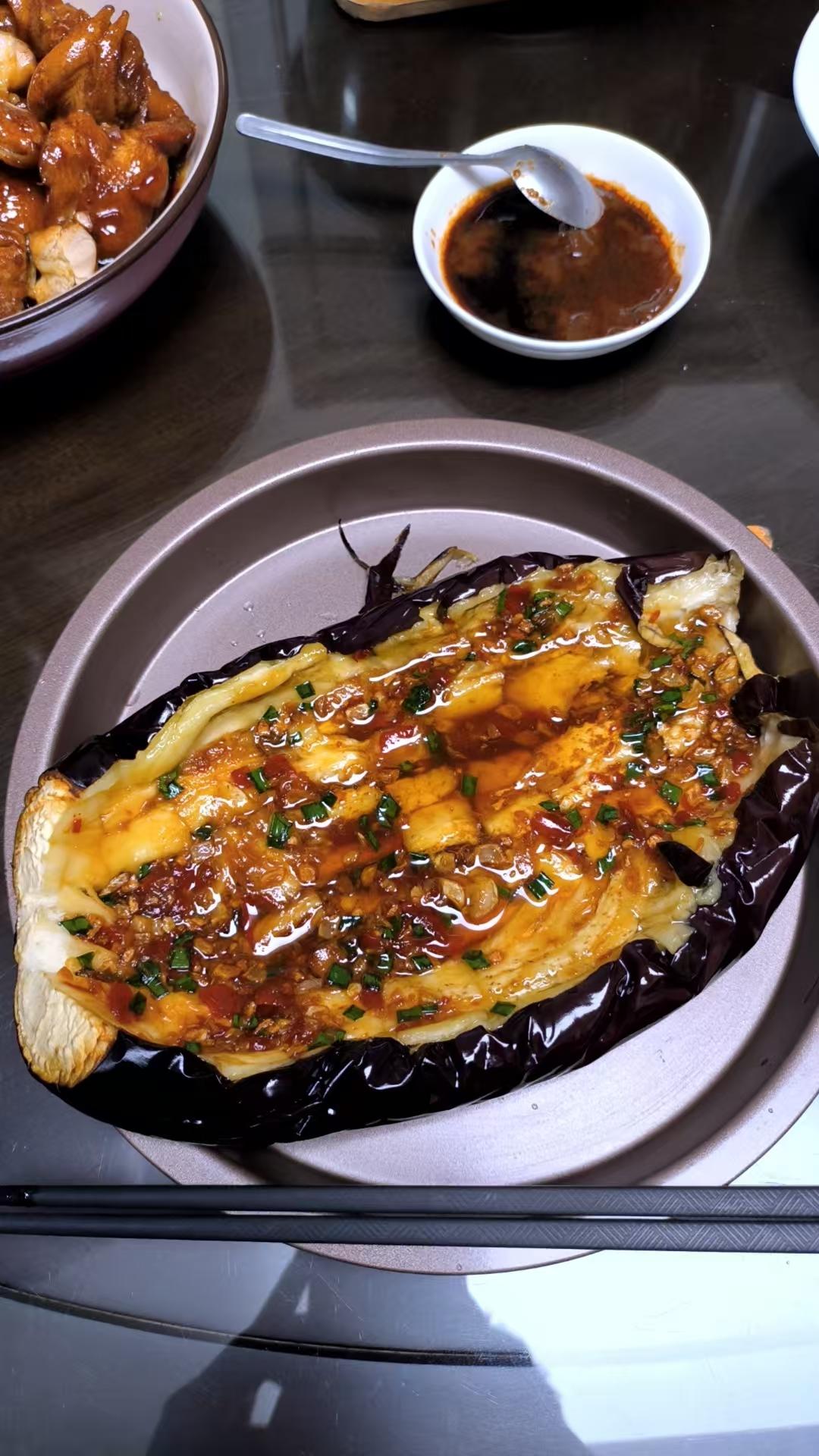 爱极了的烤茄子🍆