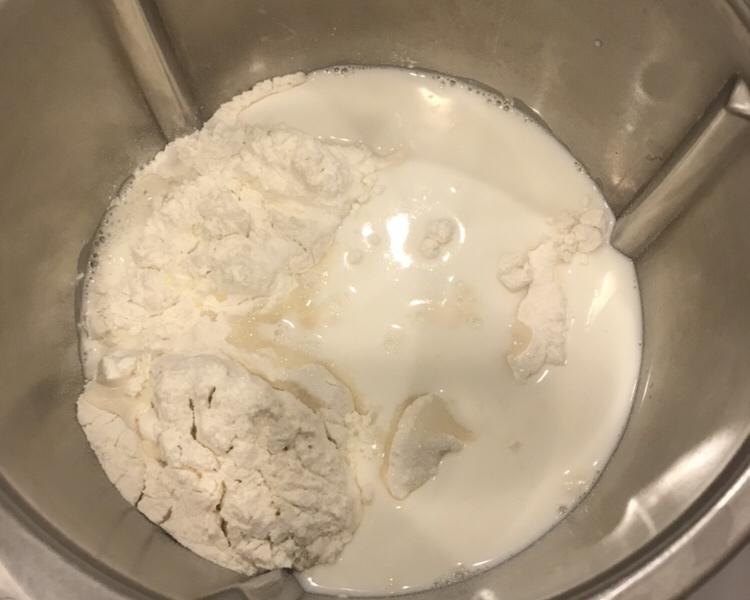 纯奶手撕吐司的做法 步骤1