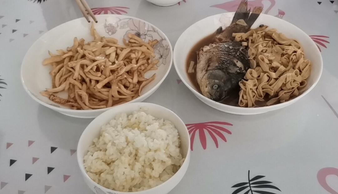 红烧鲫鱼的做法