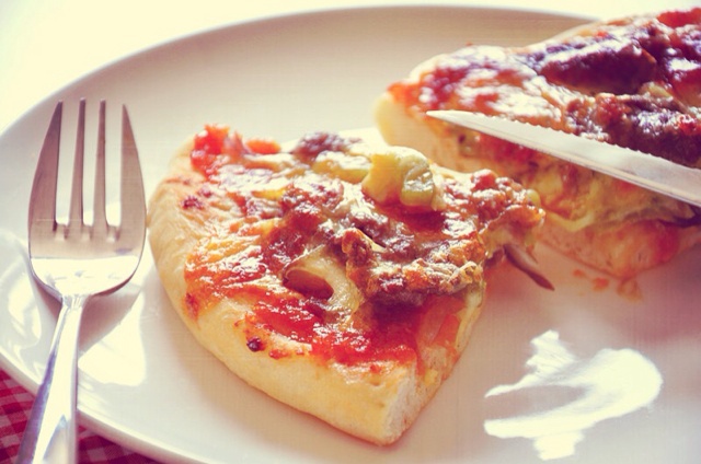 厚底鲜虾培根披萨