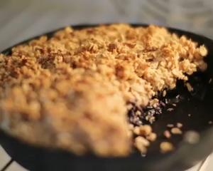 爆浆莓果烤燕麦【北鼎烤箱食谱】的做法 步骤7