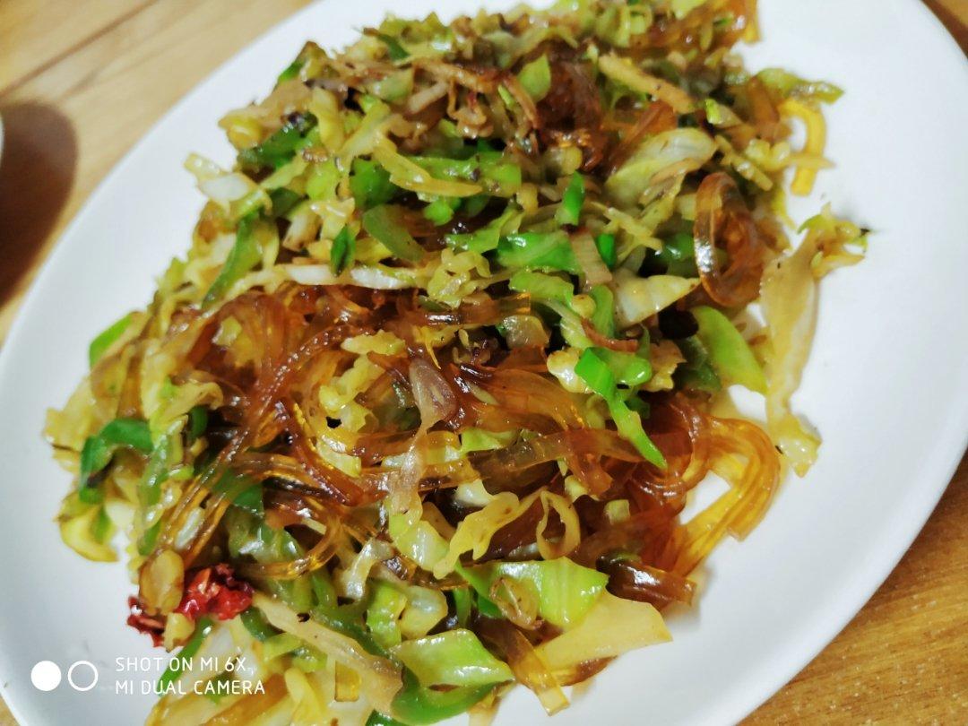 卷心菜炒粉丝 Glass noodles with Cabbage