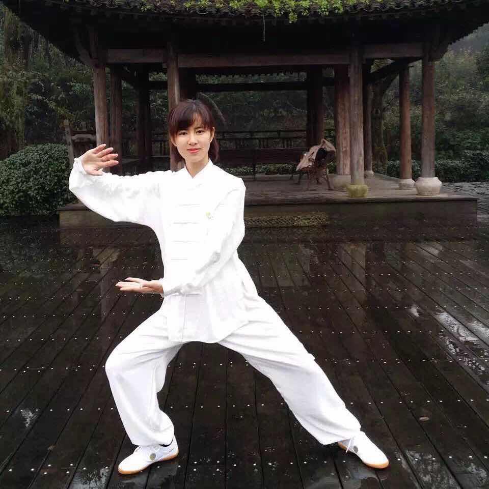 颜妍༴ཡན་ཡན།