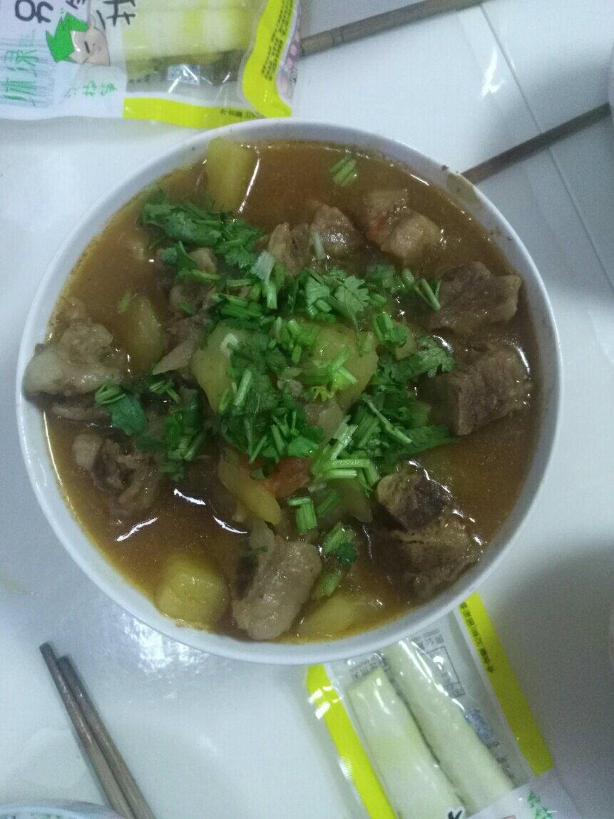番茄土豆炖牛腩