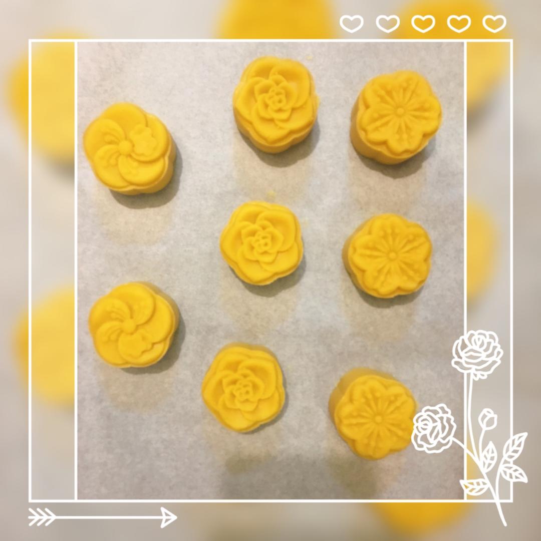 桃山皮—蛋黄莲蓉月饼
