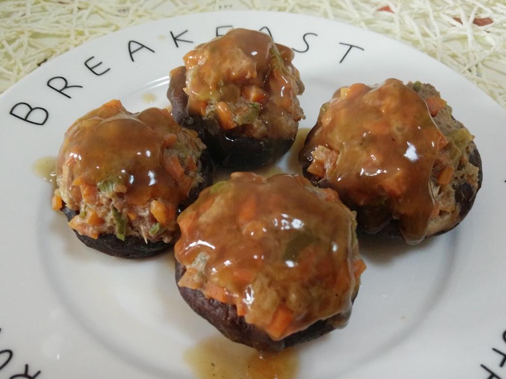 美味的肉酿香菇～～孩子爱吃的下饭菜