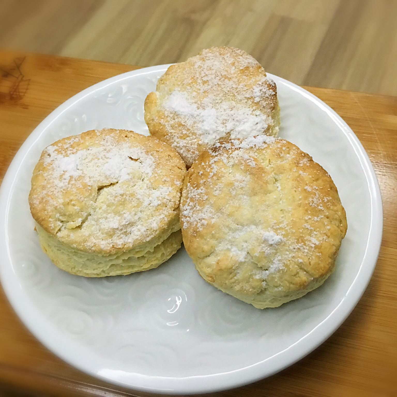 极简奶油松饼/Cream Biscuits（scones）