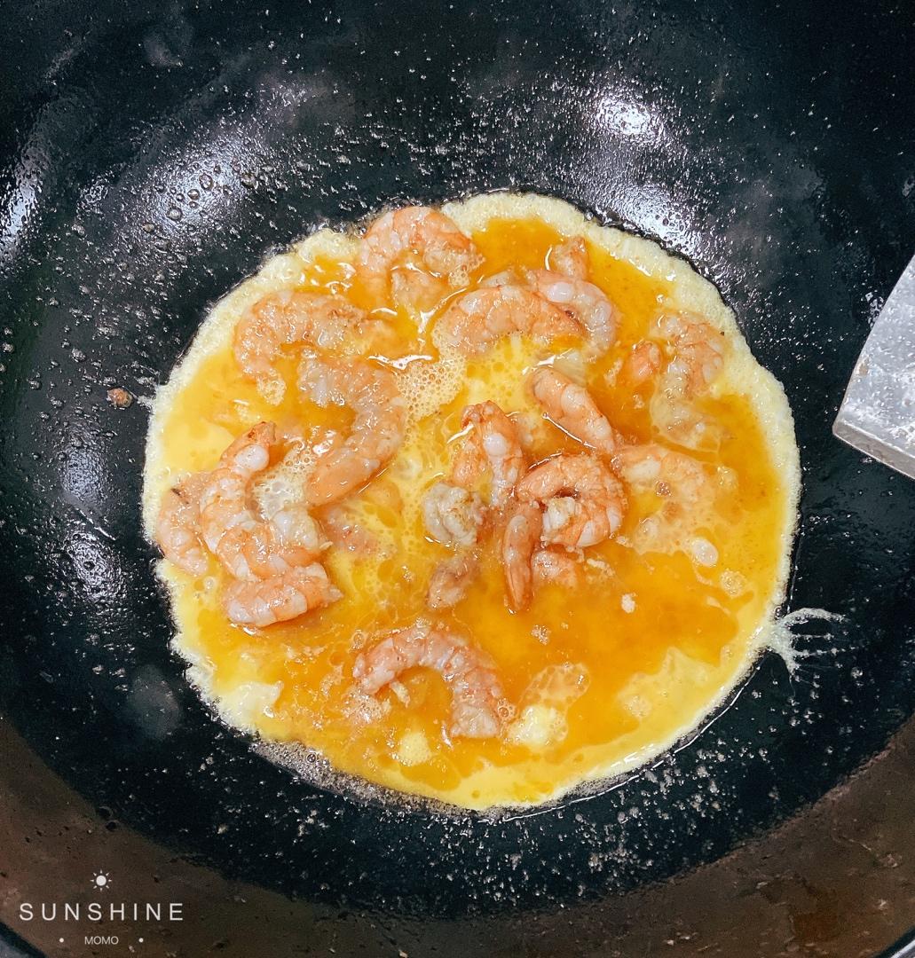 鲜香嫩滑的 虾仁滑蛋