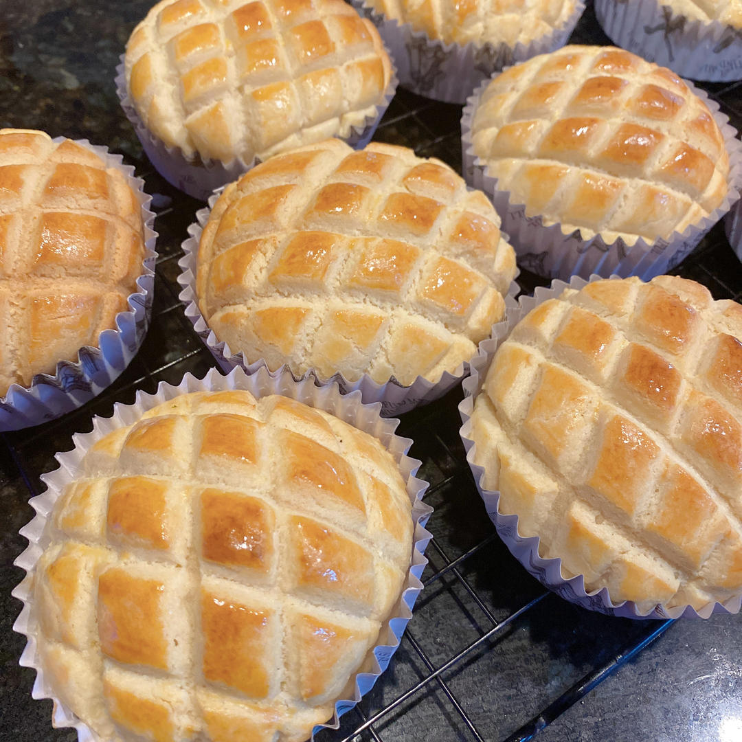 酥皮芋泥菠萝面包（冷冻面团生胚）