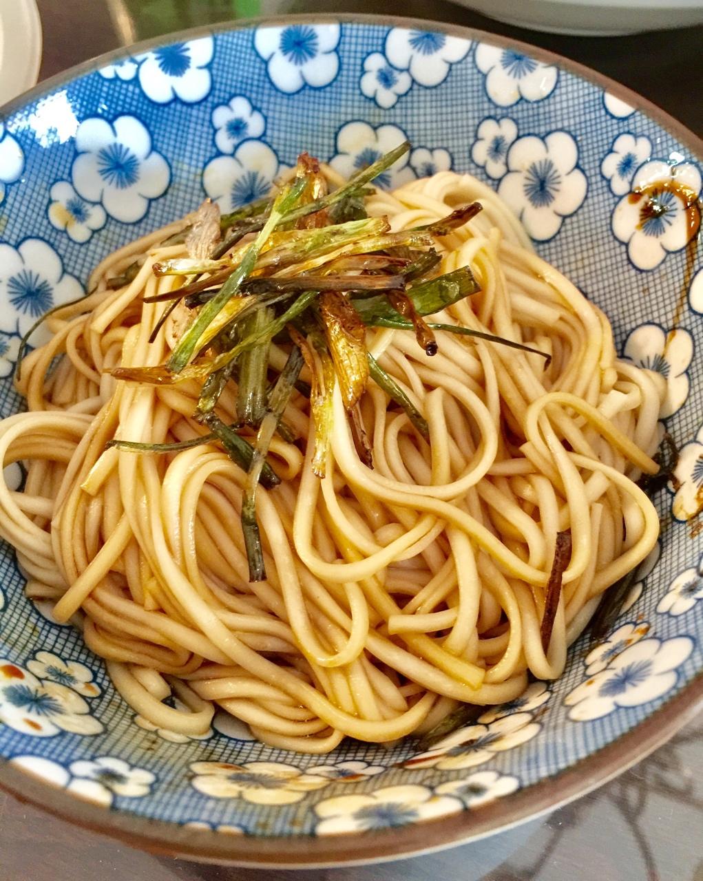 summer28楼的夏天做的本帮葱油拌面