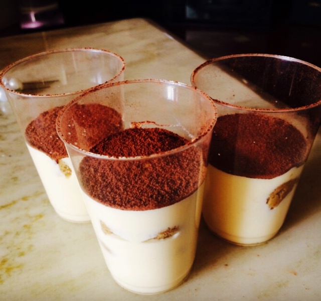 提拉米苏（意大利米兰厨师教的正宗版，不用烤箱）
Italian Tiramsu (original Milan recipe, 