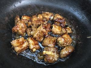 电饭煲排骨焖饭‼️米饭粒粒分明，咸香入味，超级好吃的做法 步骤4