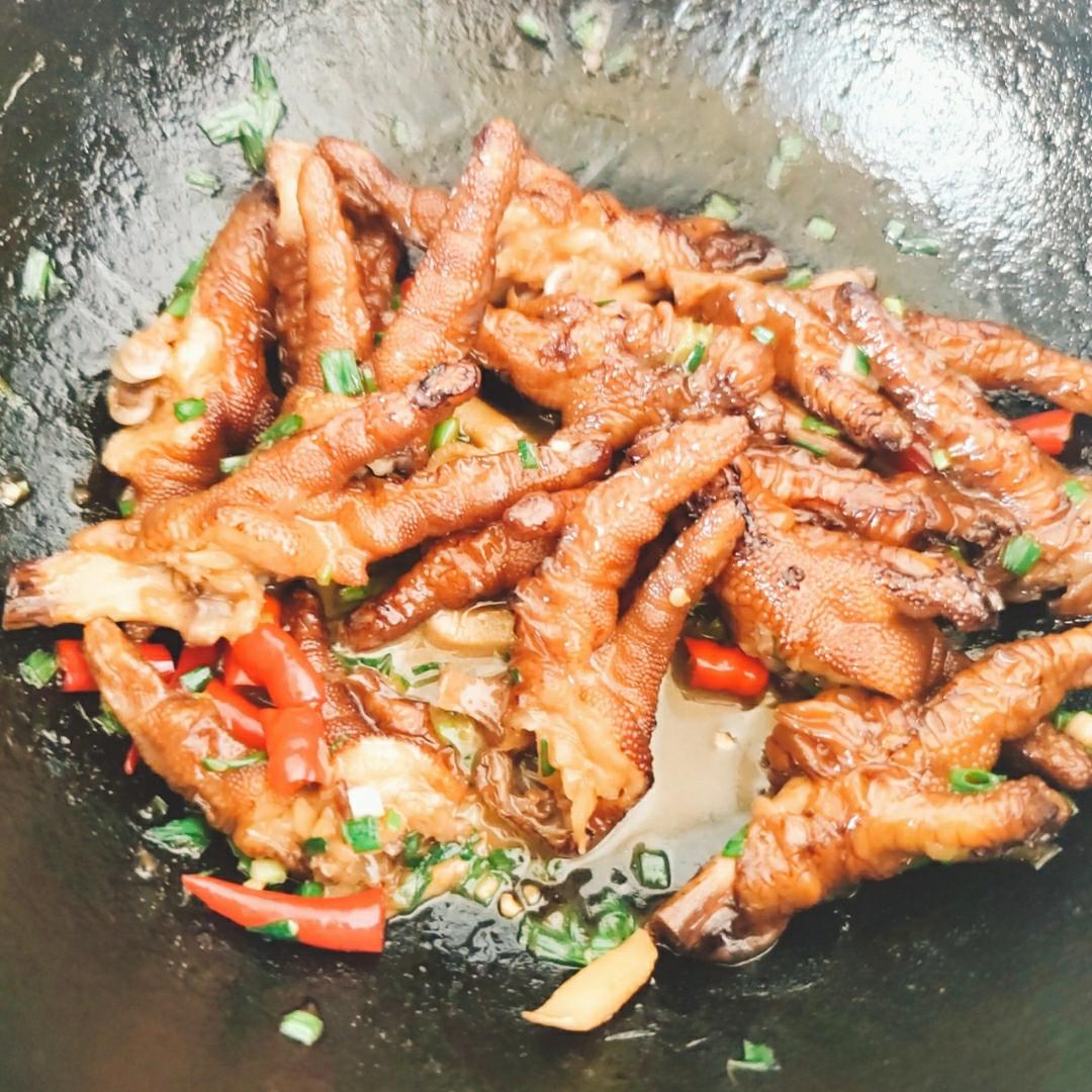 香辣烧鸡爪
