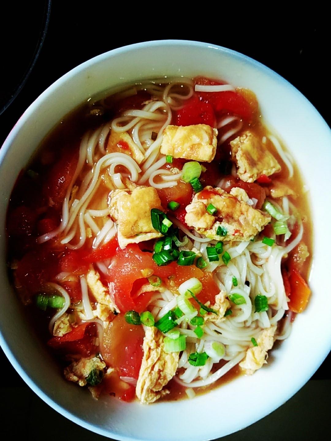 厨艺必备之西红柿鸡蛋面