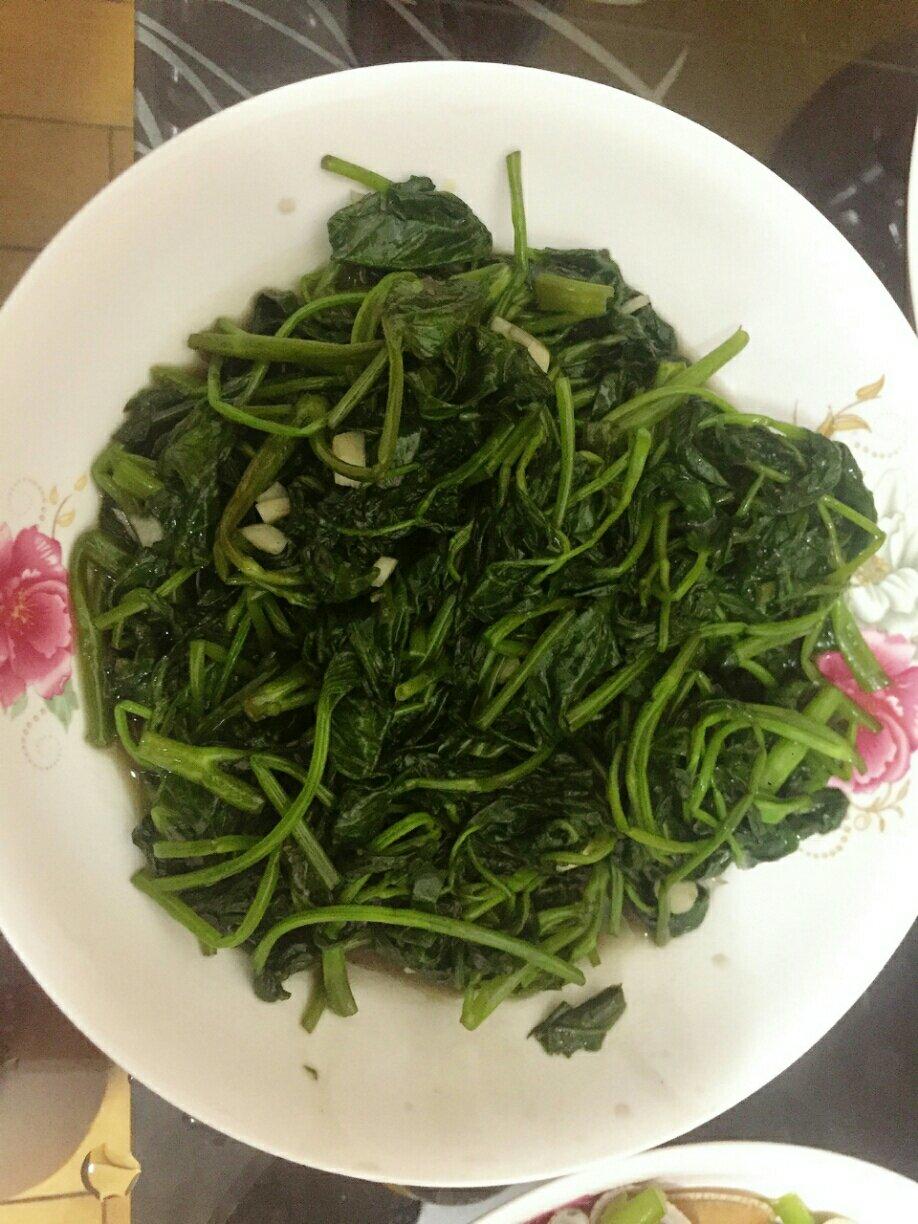 清炒空心菜