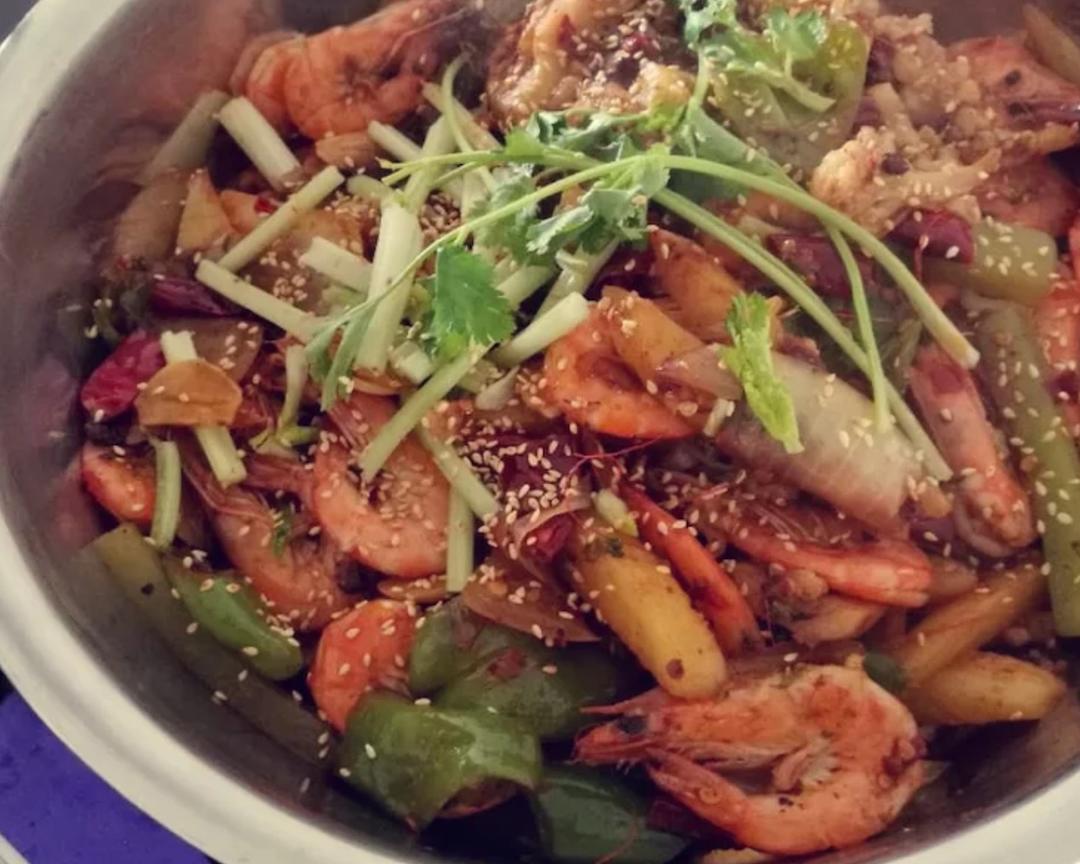 香辣过瘾的干锅虾