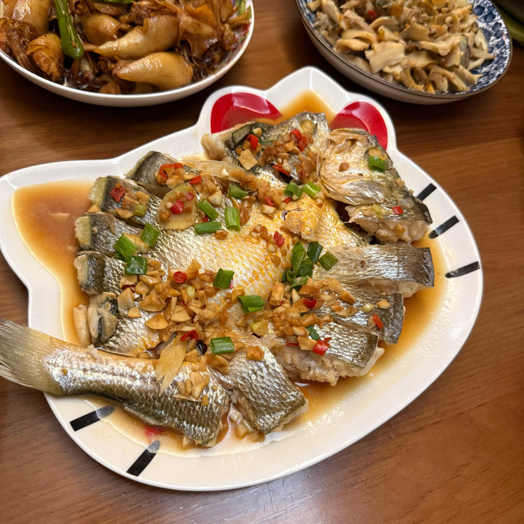 台州城市名片菜—家烧大陈黄鱼